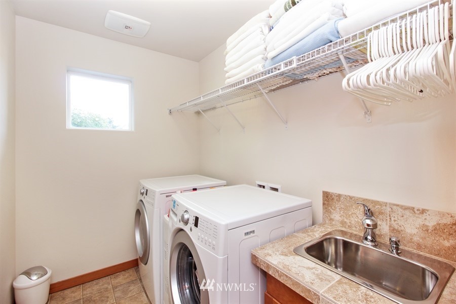 20907 10th Avenue Southeast Bothell, WA 98021 - Photo 21 of 25