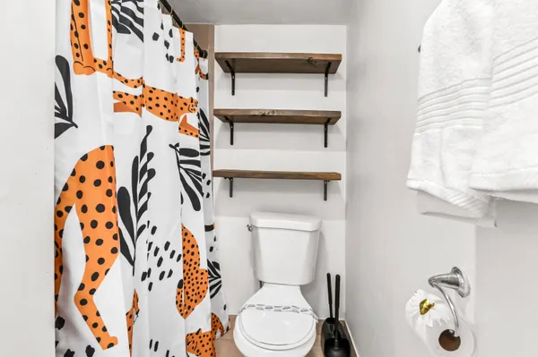 $3,900 | 1032 West Jennings Street, Lantana, FL 33462