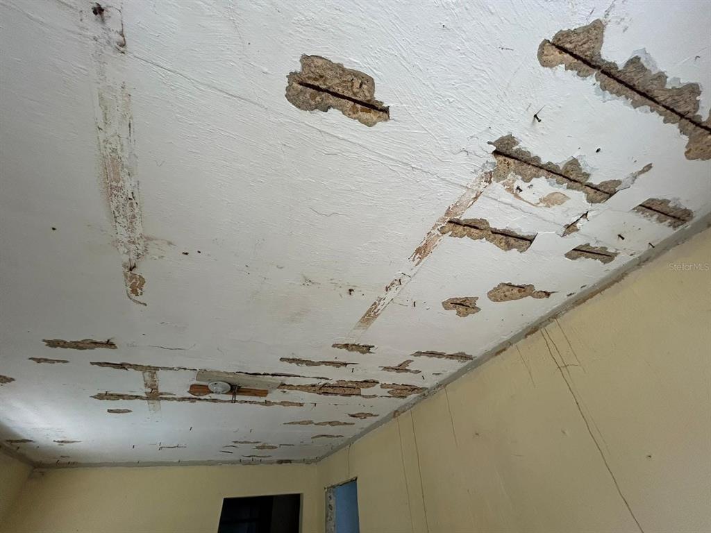 5 Calle Barceloneta, PR 00617 - Photo 27 of 40 a view of a bathroom sink