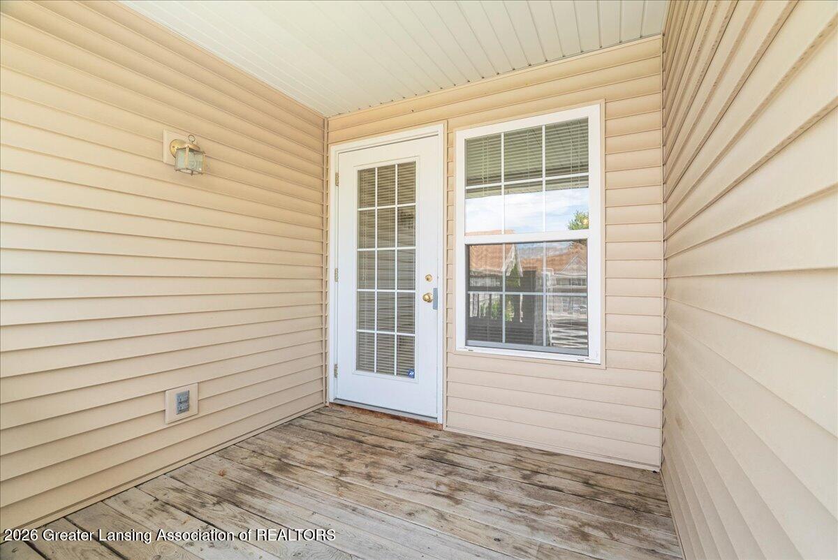 4452 Cricket Ridge Drive, Unit 204 Holt, MI 48842 - Photo 29 of 39 34-Media Jett - 36