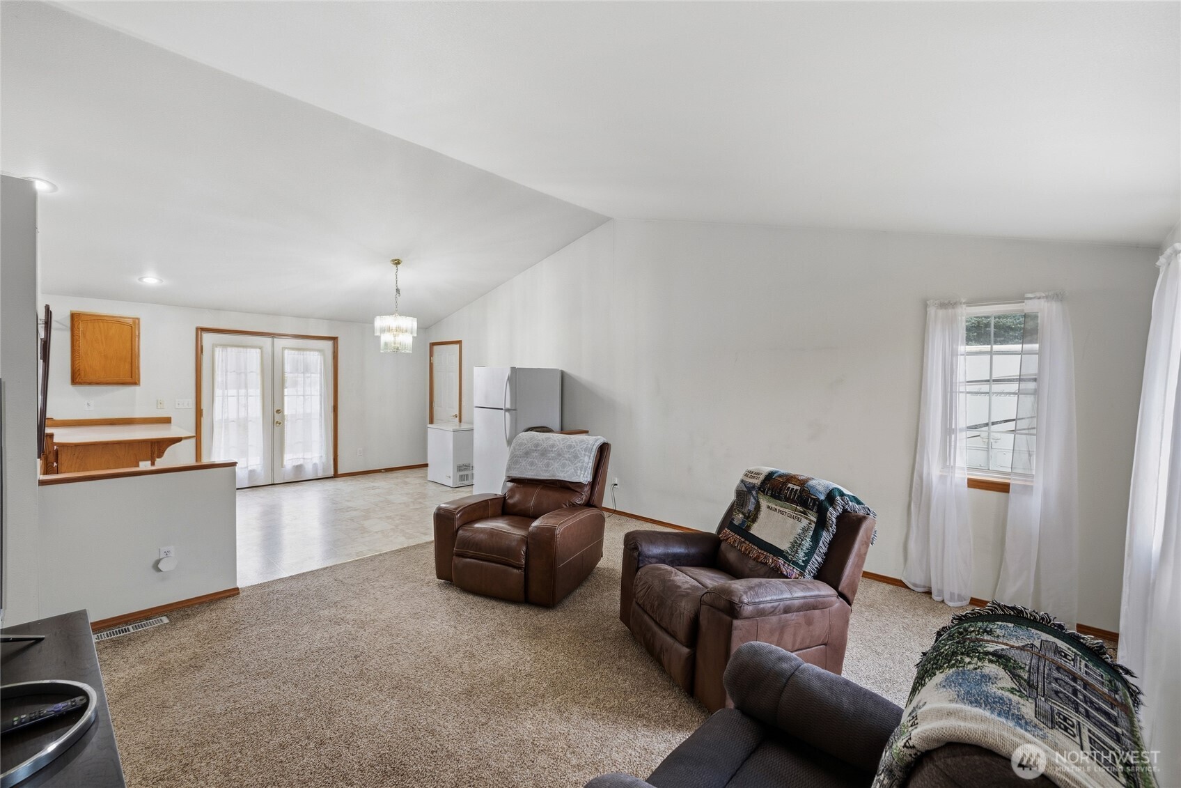 5423 180th Avenue Southwest Rochester, WA 98579 - Photo 3 of 30 Gallery Image 3