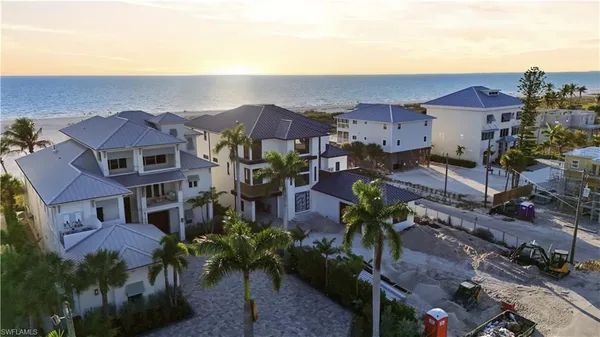 $13,490,000 | 6100 Court Street, Fort Myers Beach, FL 33931