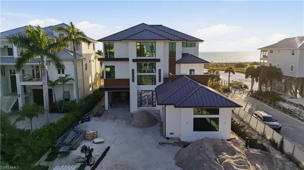 $13,490,000 | 6100 Court Street, Fort Myers Beach, FL 33931