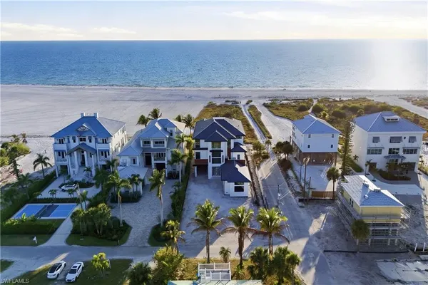 $13,490,000 | 6100 Court Street, Fort Myers Beach, FL 33931