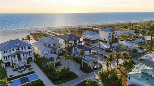 $13,490,000 | 6100 Court Street, Fort Myers Beach, FL 33931