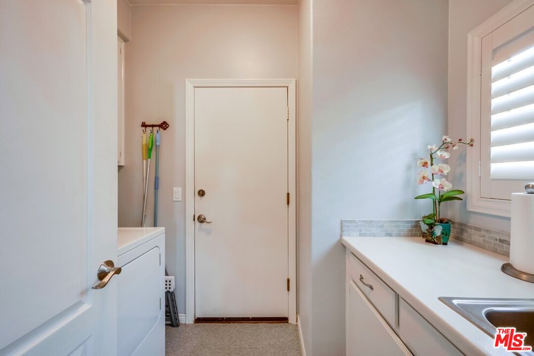32377 Corte Santa Catalina Temecula, CA 92592 - Photo 9 of 27 a bathroom with a sink and vanity