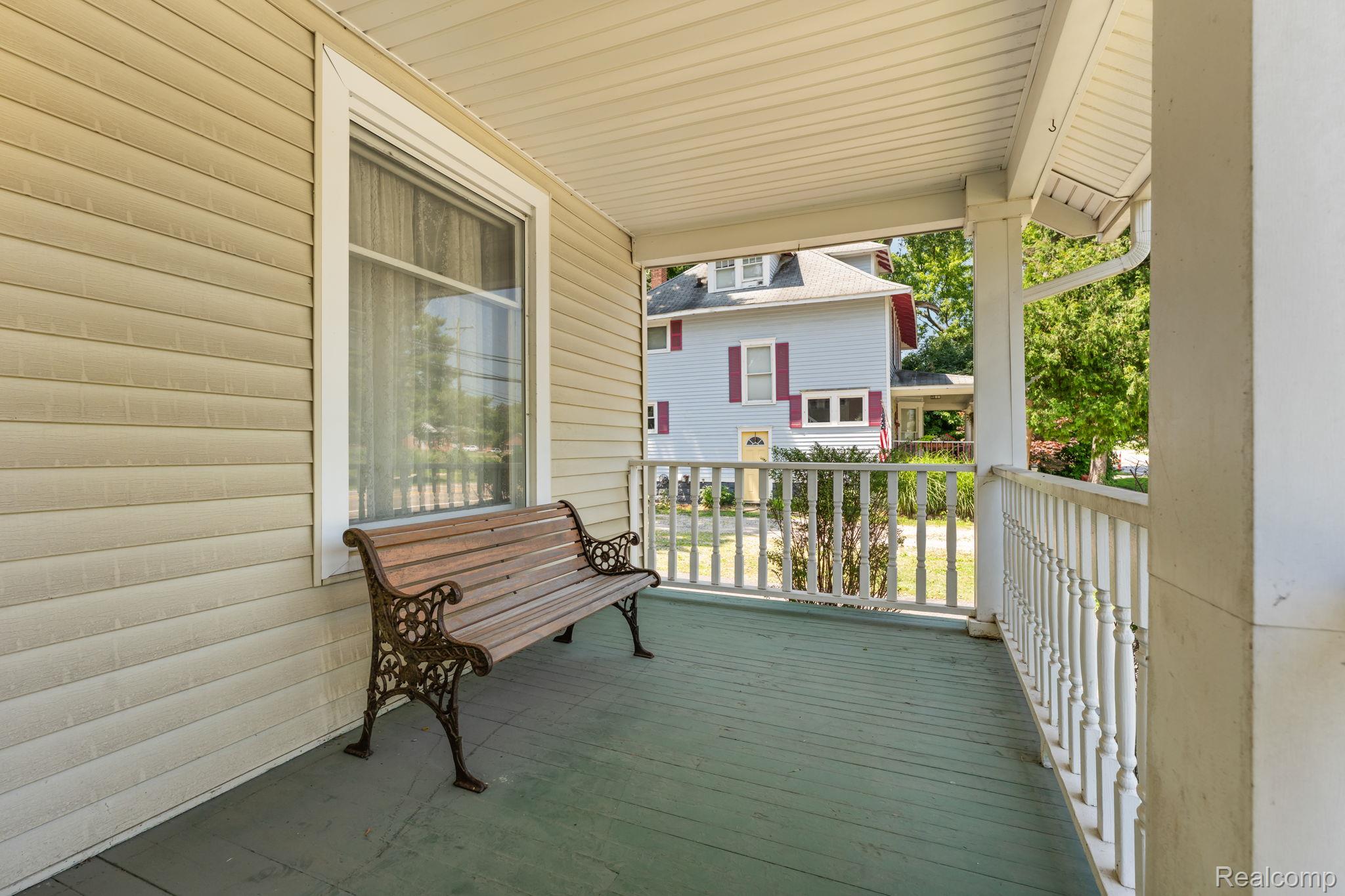 138 East Square Lake Road Troy, MI 48085 - Photo 3 of 55 52-web-or-mls-DSC01229.jpg