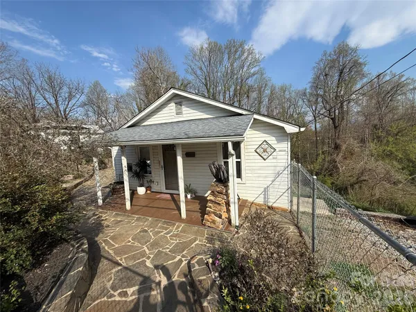 $234,900 | 119 Seagle Street, Marion, NC 28752