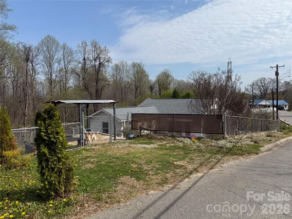 $234,900 | 119 Seagle Street, Marion, NC 28752