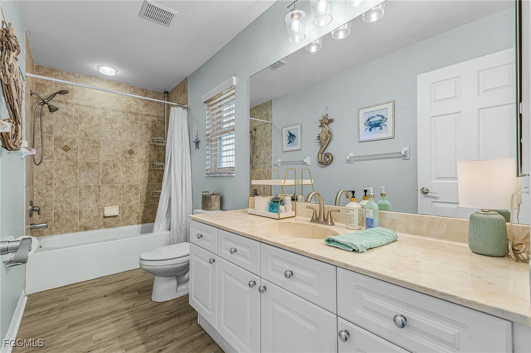 2017 Southwest 30th Street Cape Coral, FL 33914 - Photo 19 of 36