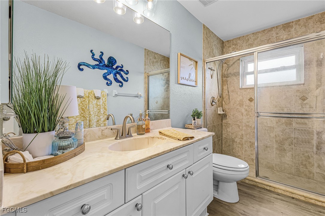 2017 Southwest 30th Street Cape Coral, FL 33914 - Photo 22 of 36