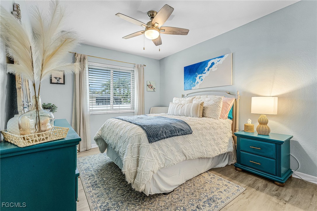 2017 Southwest 30th Street Cape Coral, FL 33914 - Photo 23 of 36