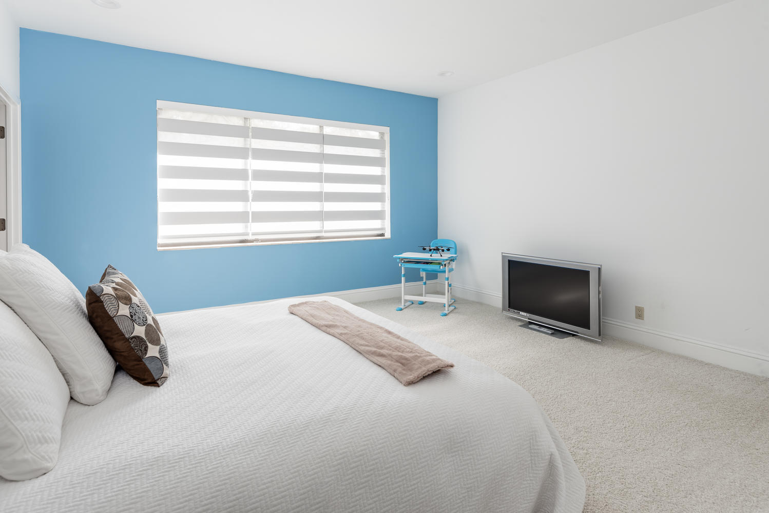 555 Sandpiper Way Boca Raton, FL 33431 - Photo 23 of 45 GUEST BEDROOM