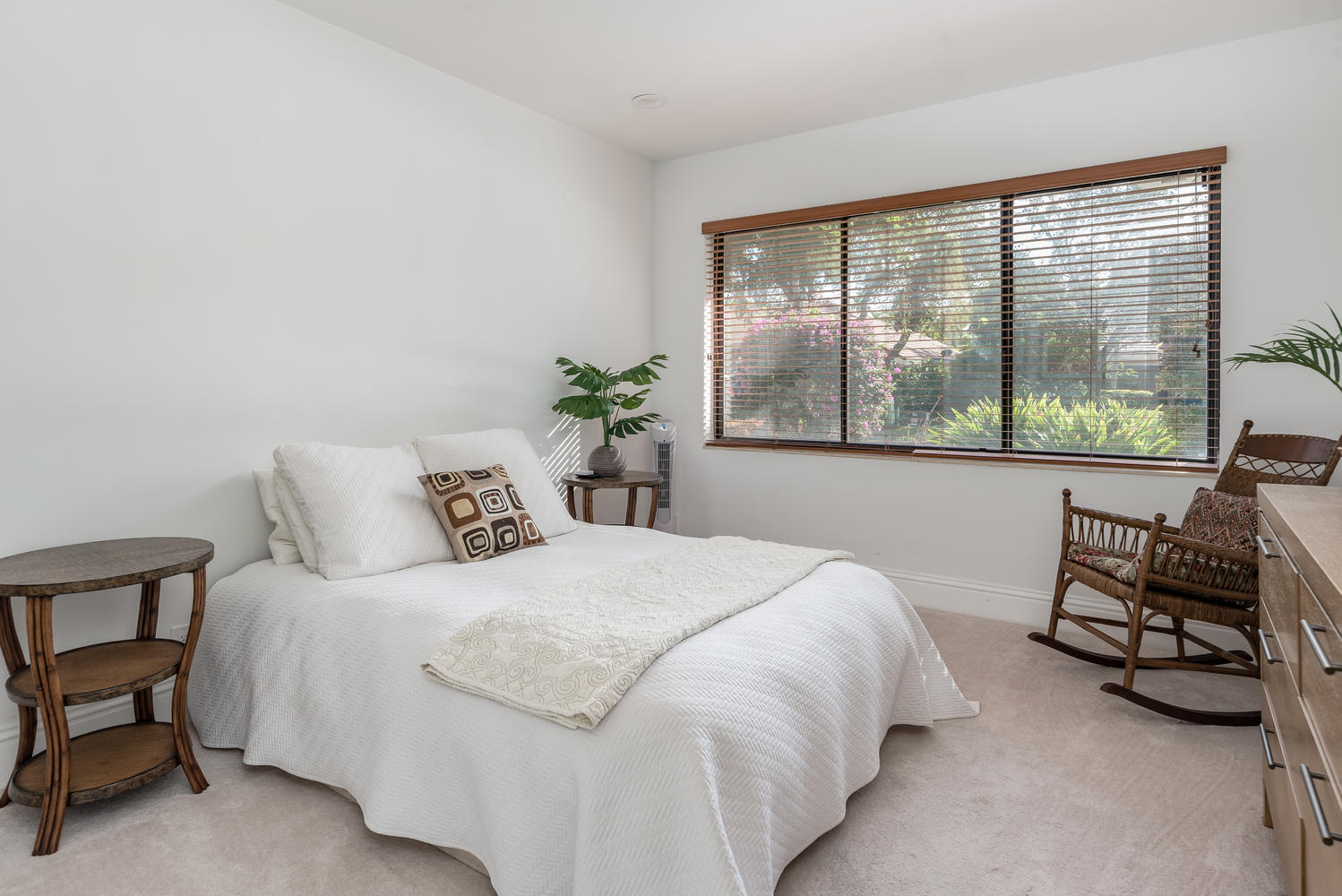 555 Sandpiper Way Boca Raton, FL 33431 - Photo 25 of 45 GUEST BEDROOM
