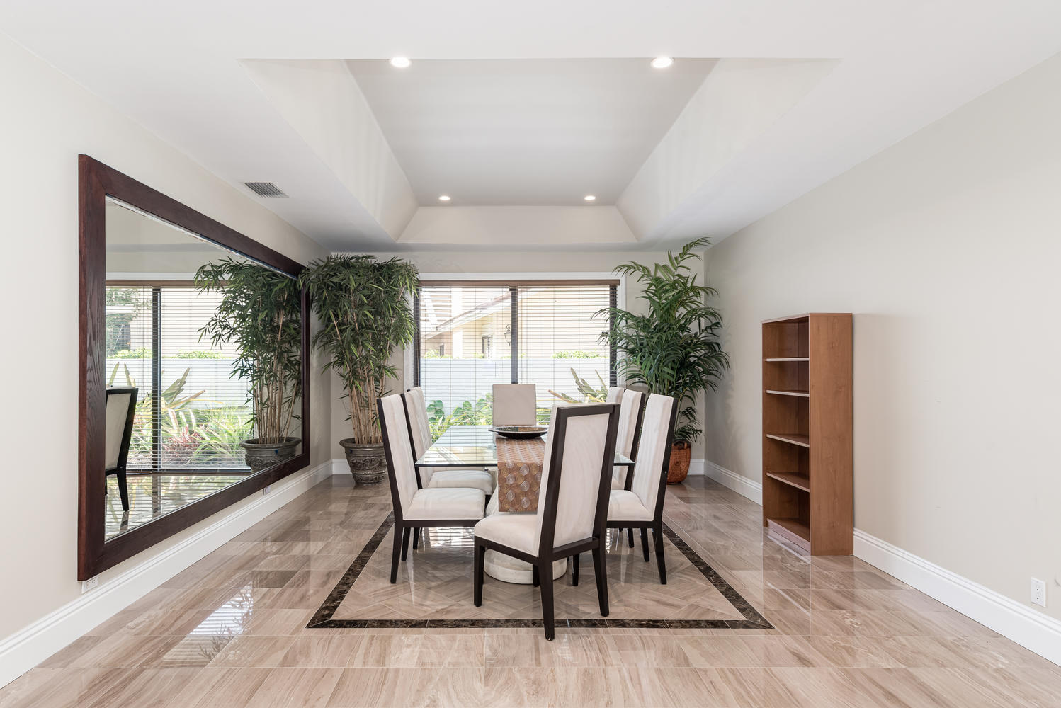 555 Sandpiper Way Boca Raton, FL 33431 - Photo 7 of 45 FORMAL DINING