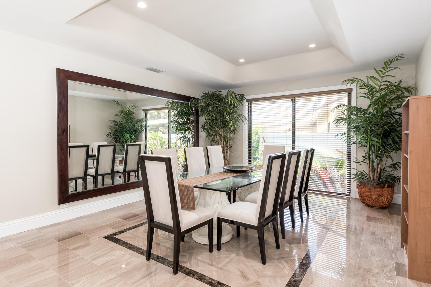 555 Sandpiper Way Boca Raton, FL 33431 - Photo 8 of 45 FORMAL DINING ROOM