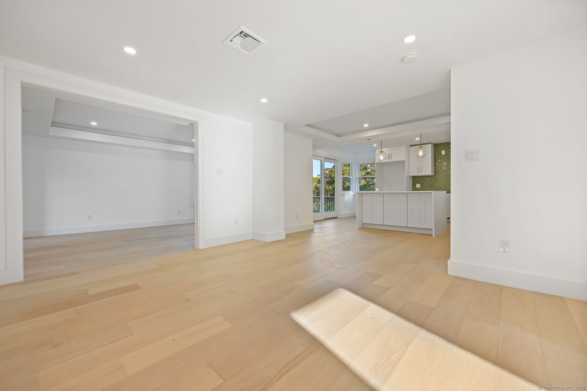 294 Thimble Island Road Branford, CT 06405 - Photo 5 of 39