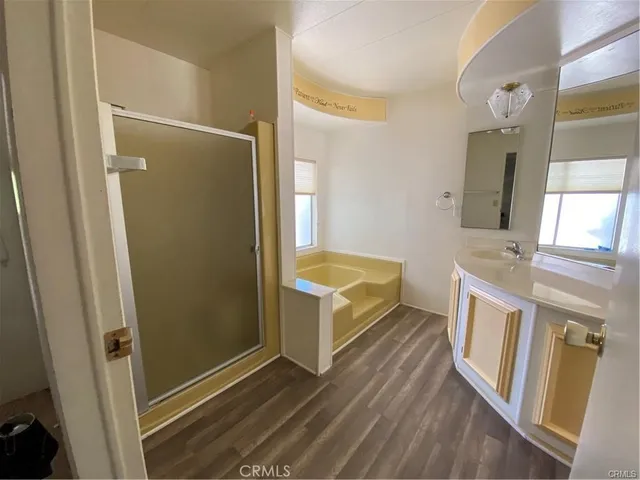 $99,900 | 2230 Lake Park Drive, Unit 142, San Jacinto, CA 92583