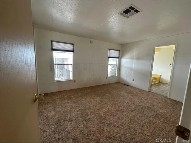 $99,900 | 2230 Lake Park Drive, Unit 142, San Jacinto, CA 92583