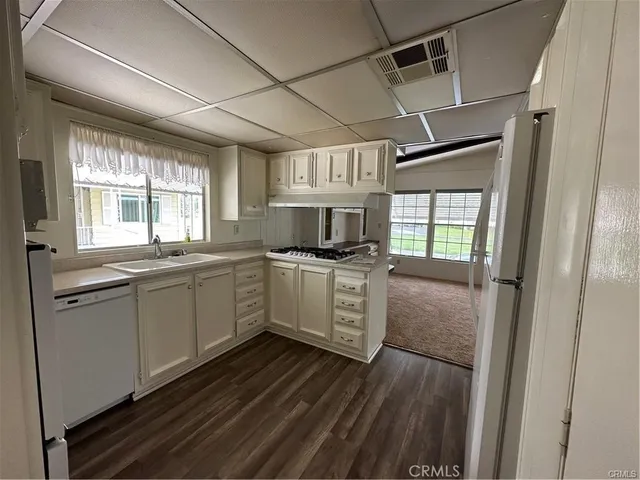 $99,900 | 2230 Lake Park Drive, Unit 142, San Jacinto, CA 92583