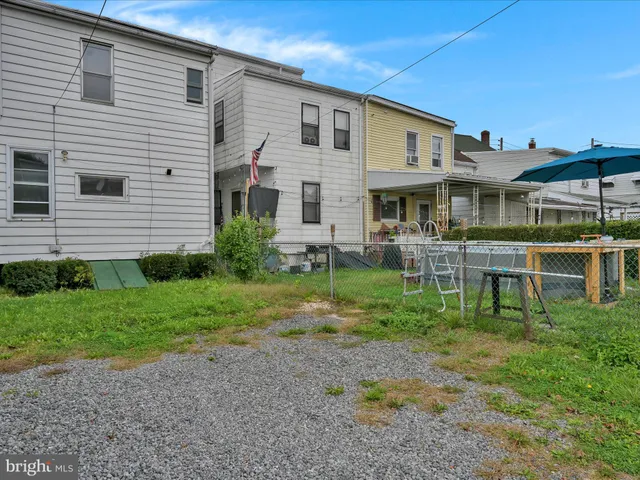 $133,900 | 219 South 3rd Street, St. Clair, PA 17970