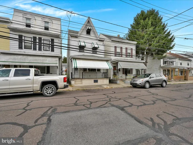 $133,900 | 219 South 3rd Street, St. Clair, PA 17970