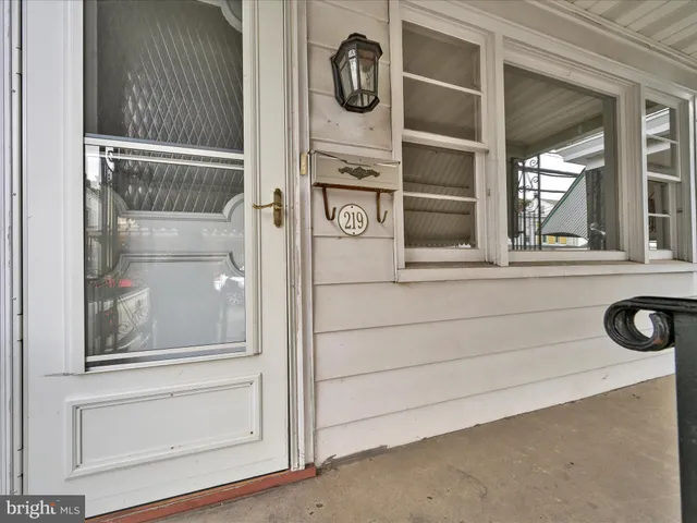 $133,900 | 219 South 3rd Street, St. Clair, PA 17970