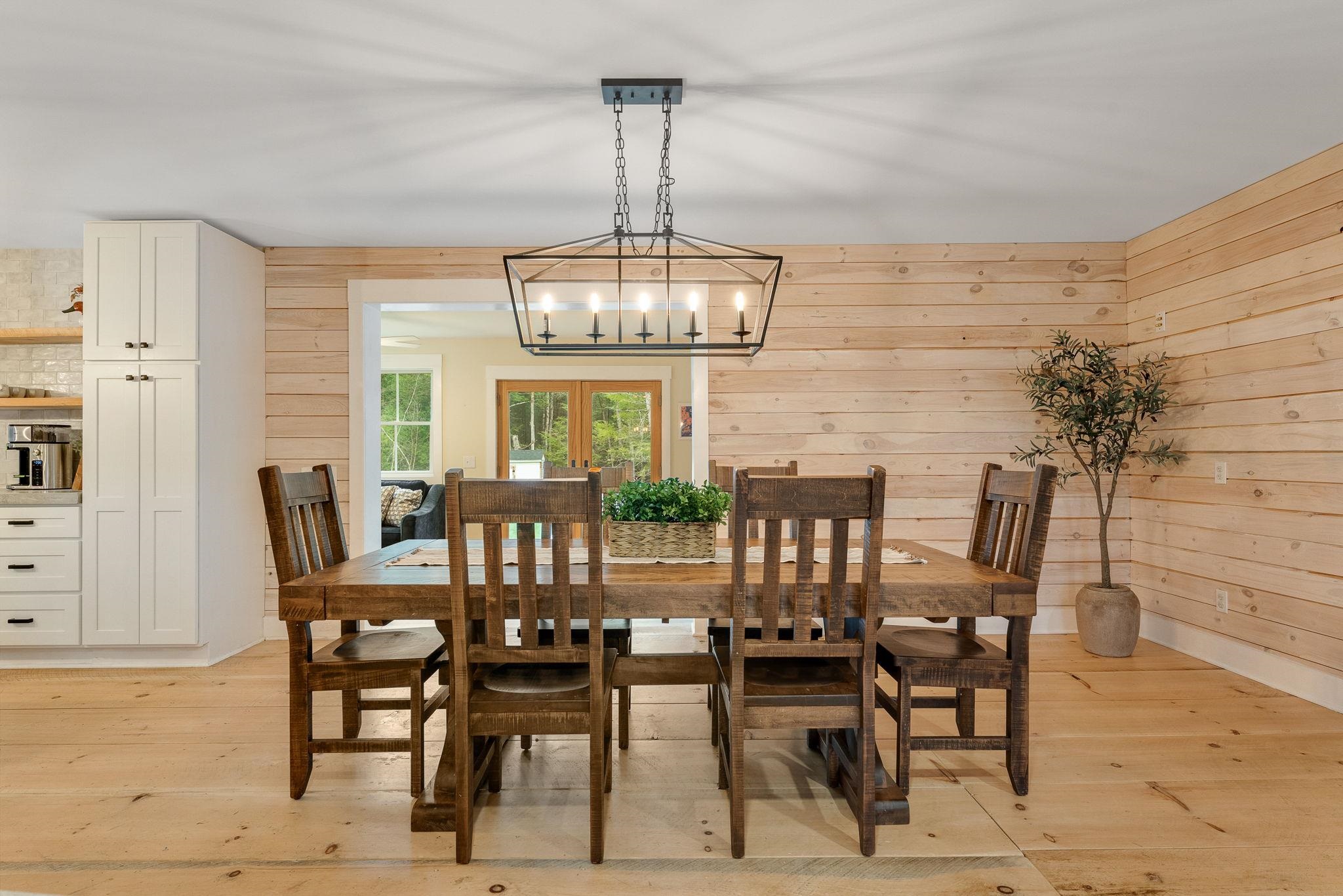 163 East Countryside Road Waterbury, VT 05676 - Photo 11 of 59