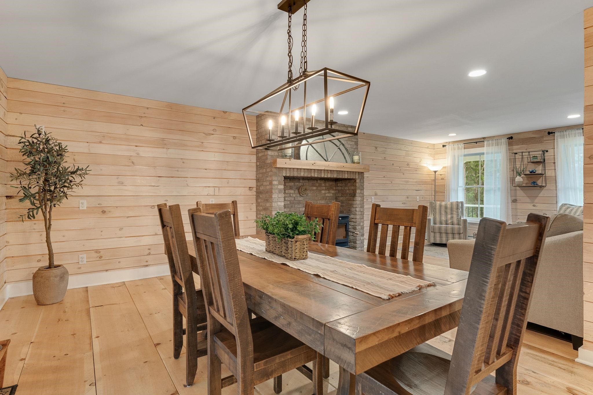 163 East Countryside Road Waterbury, VT 05676 - Photo 13 of 59