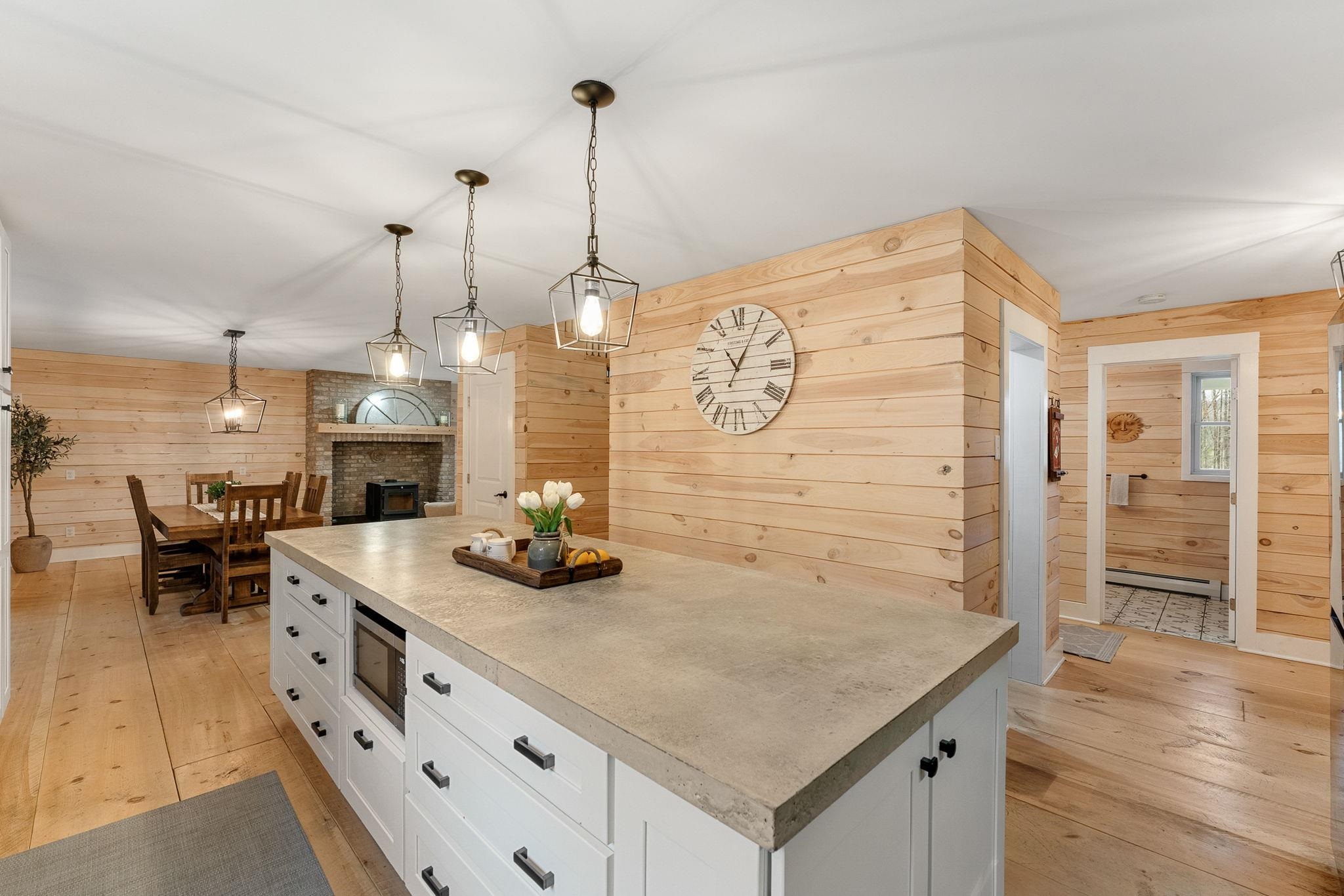 163 East Countryside Road Waterbury, VT 05676 - Photo 20 of 59