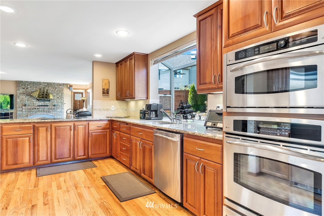 23726 22nd Drive Southeast Bothell, WA 98021 - Photo 7 of 40