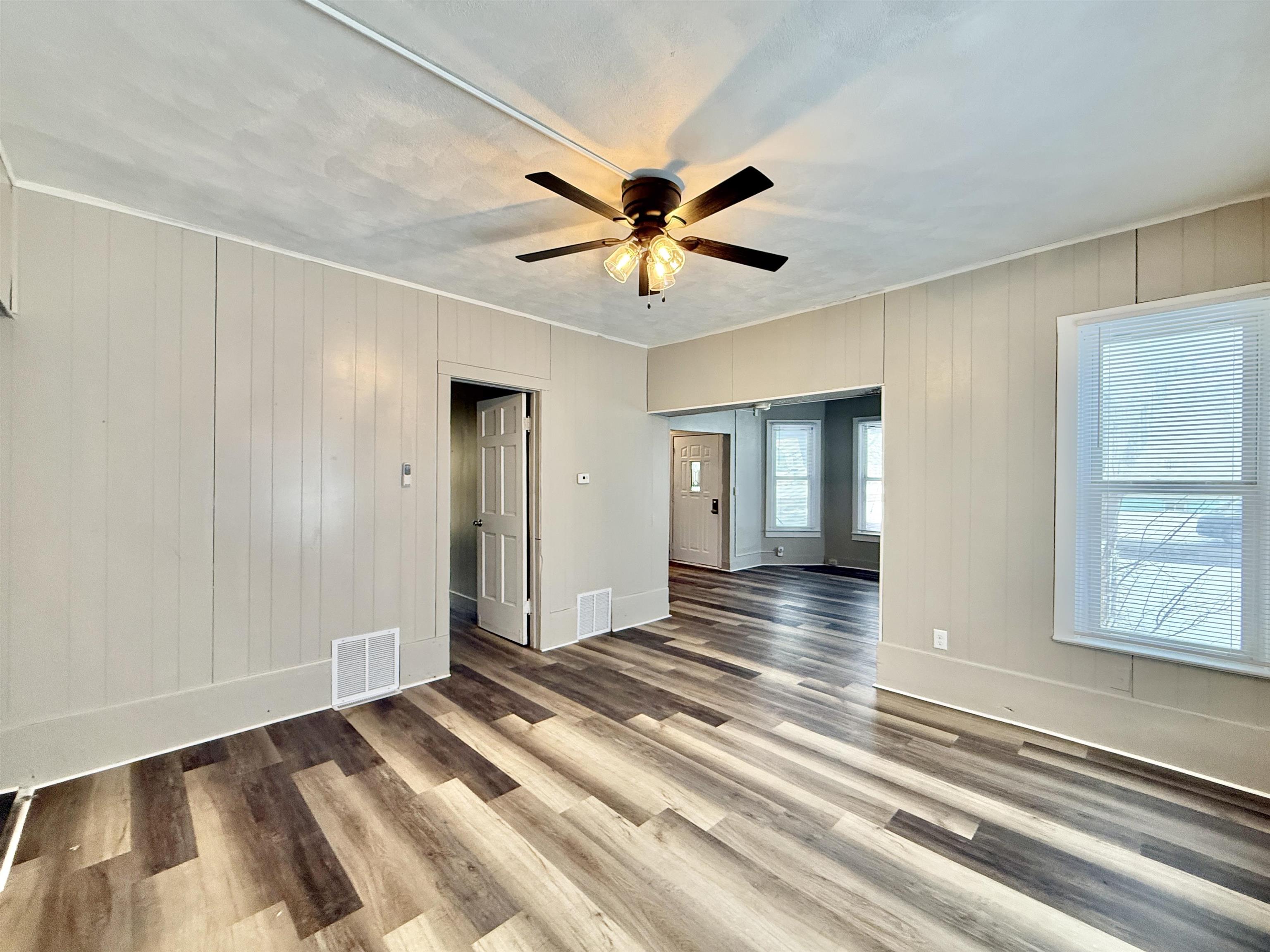 860 Elm Street Beloit, WI 53511 - Photo 8 of 20