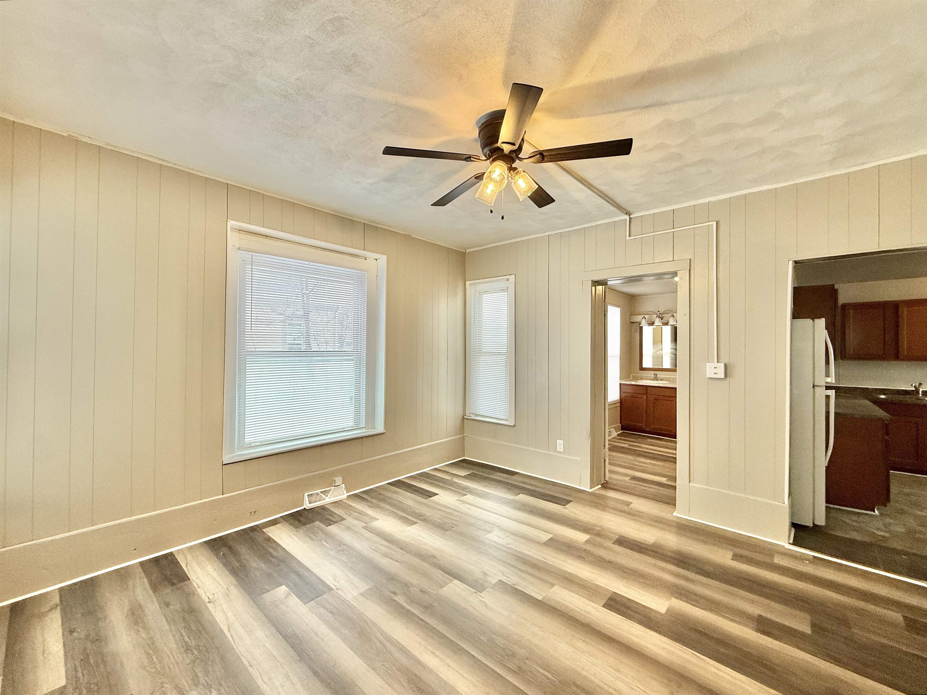 860 Elm Street Beloit, WI 53511 - Photo 10 of 20