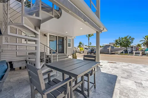 $915,000 | 325 Calusa Street, Unit LOT 318, Key Largo, FL 33037