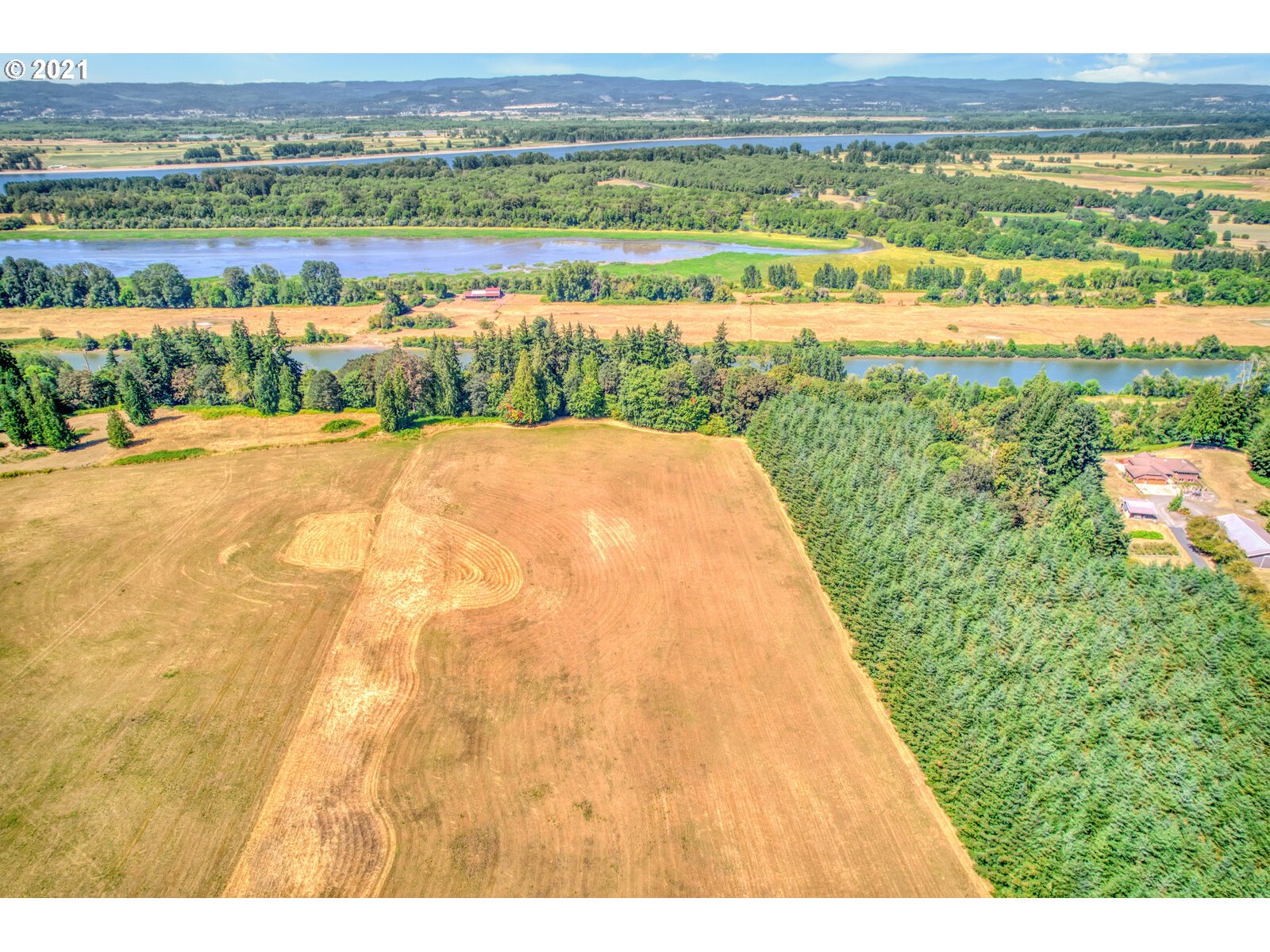 0 Northwest 67th Avenue Ridgefield, WA 98642 - Photo 12 of 20 a view of an outdoor space and a lake view