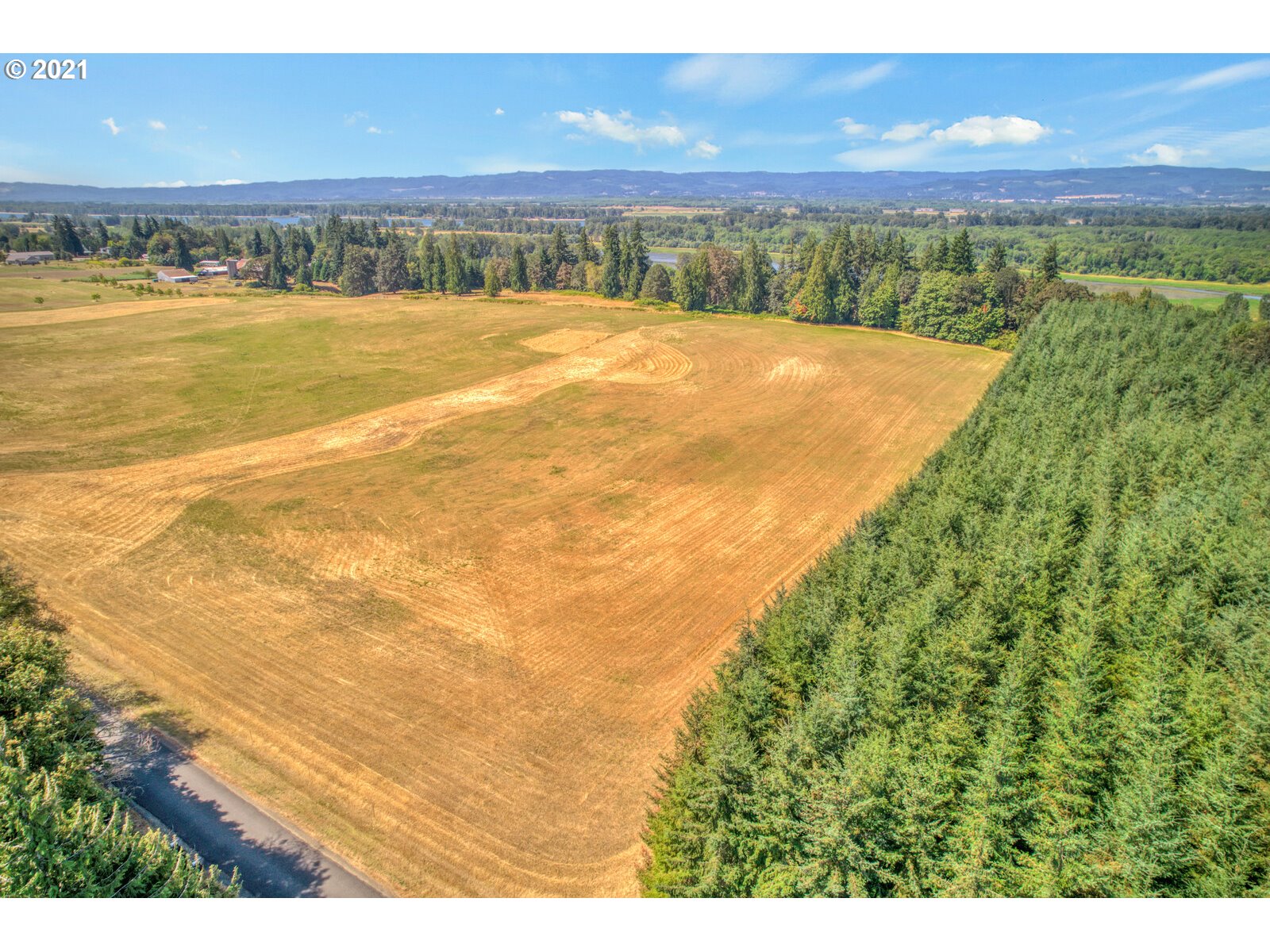 0 Northwest 67th Avenue Ridgefield, WA 98642 - Photo 9 of 20 a view of an ocean and beach