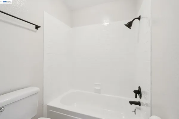 $499,999 | 99 Cleaveland Road, Unit 15, Pleasant Hill, CA 94523