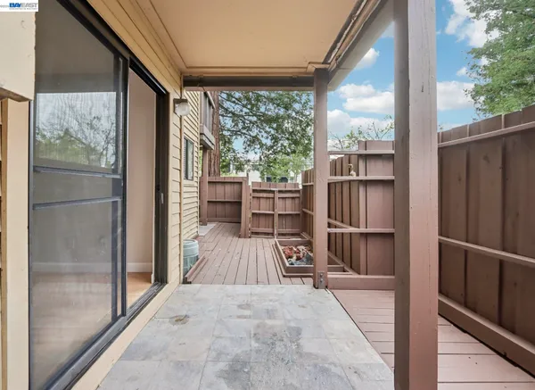 $499,999 | 99 Cleaveland Road, Unit 15, Pleasant Hill, CA 94523