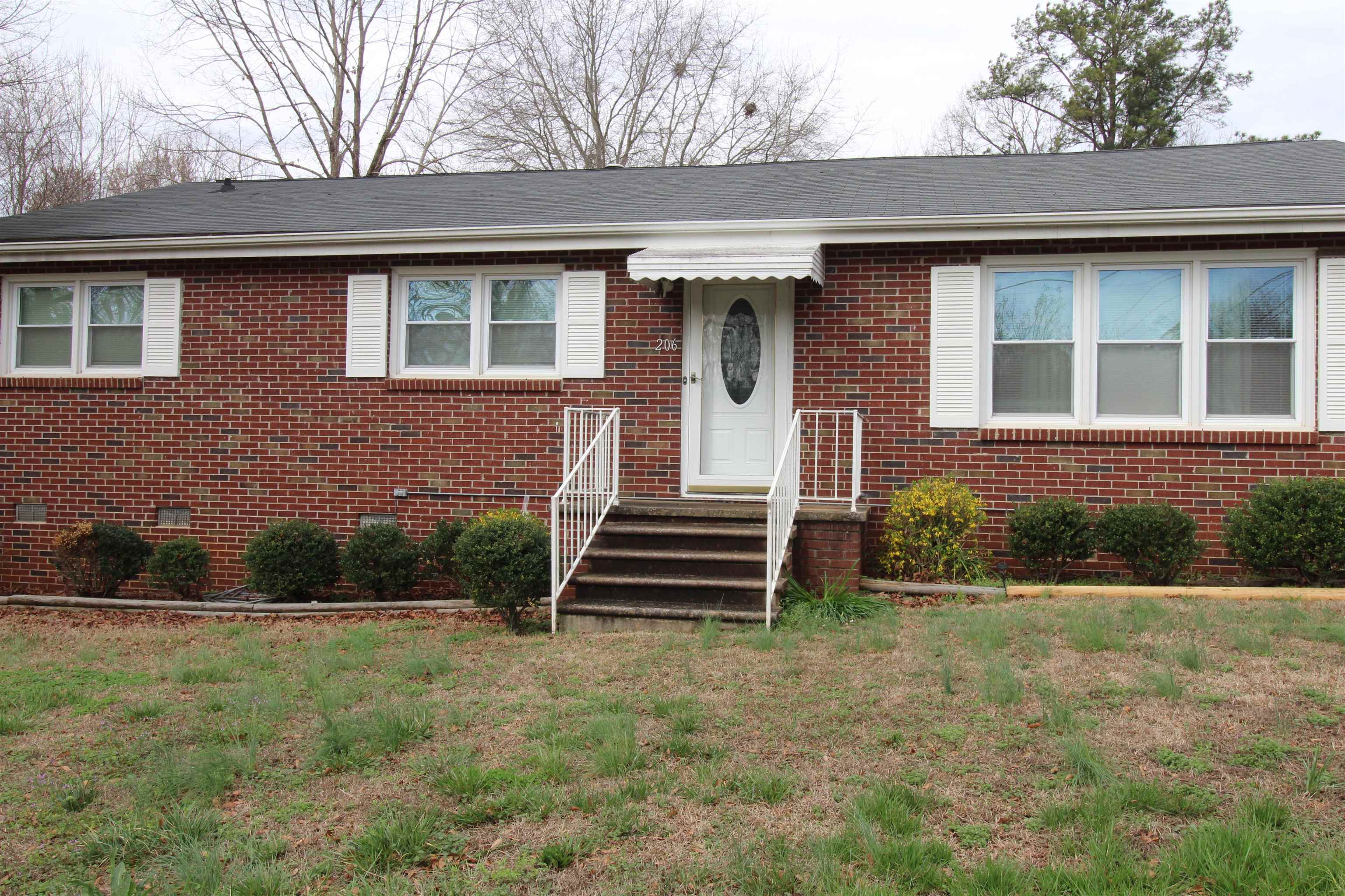 206 Canterbury Road Union, SC 29379 - Photo 4 of 47