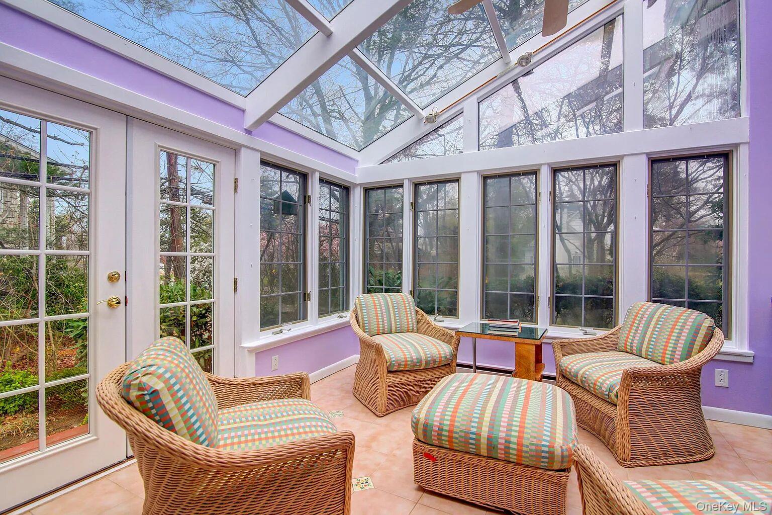 25 North Drive Great Neck, NY 11021 - Photo 7 of 12