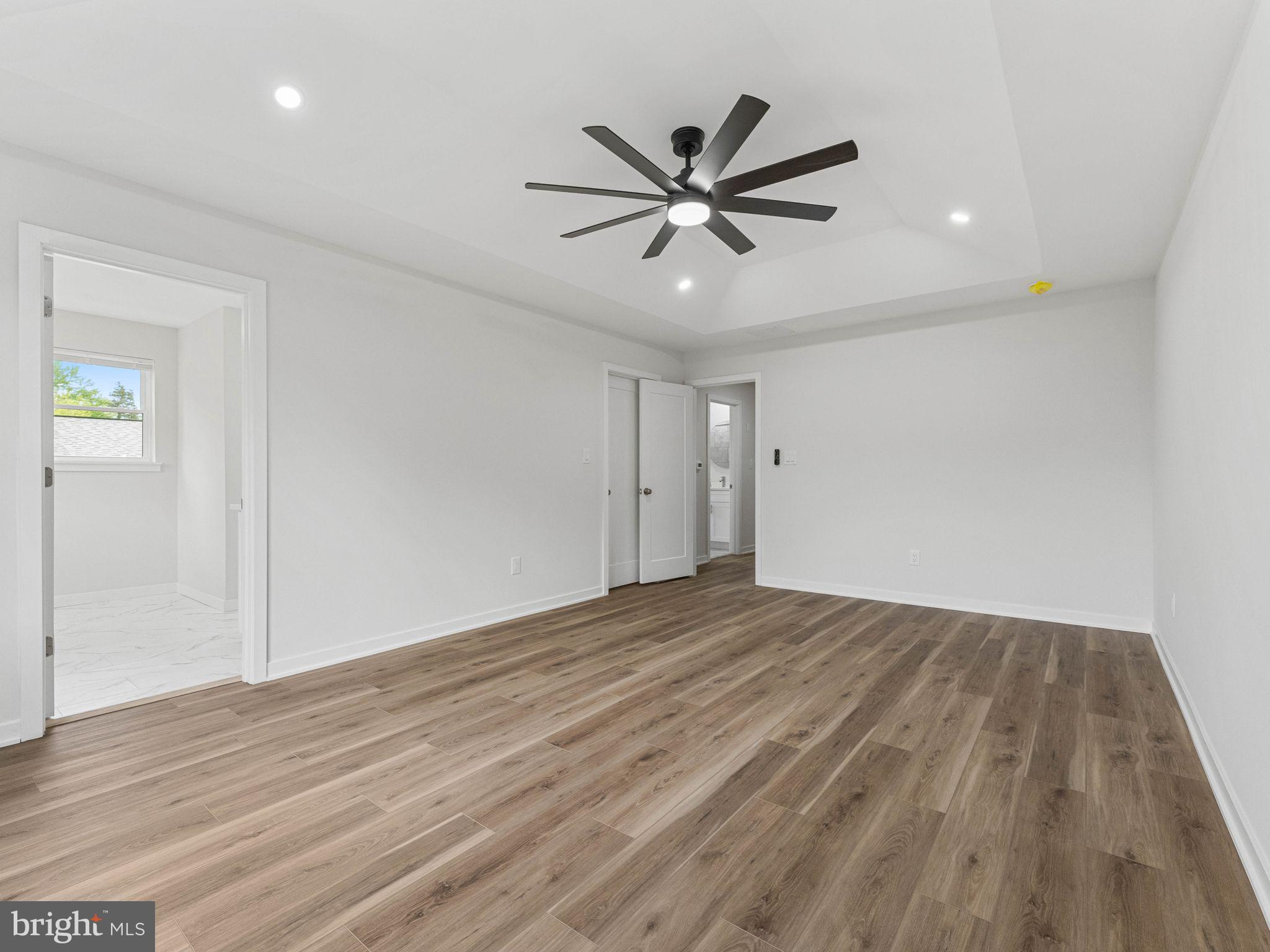 423 Almonesson Road Blackwood, NJ 08012 - Photo 23 of 40 Spacious, modern retreat with elegance.