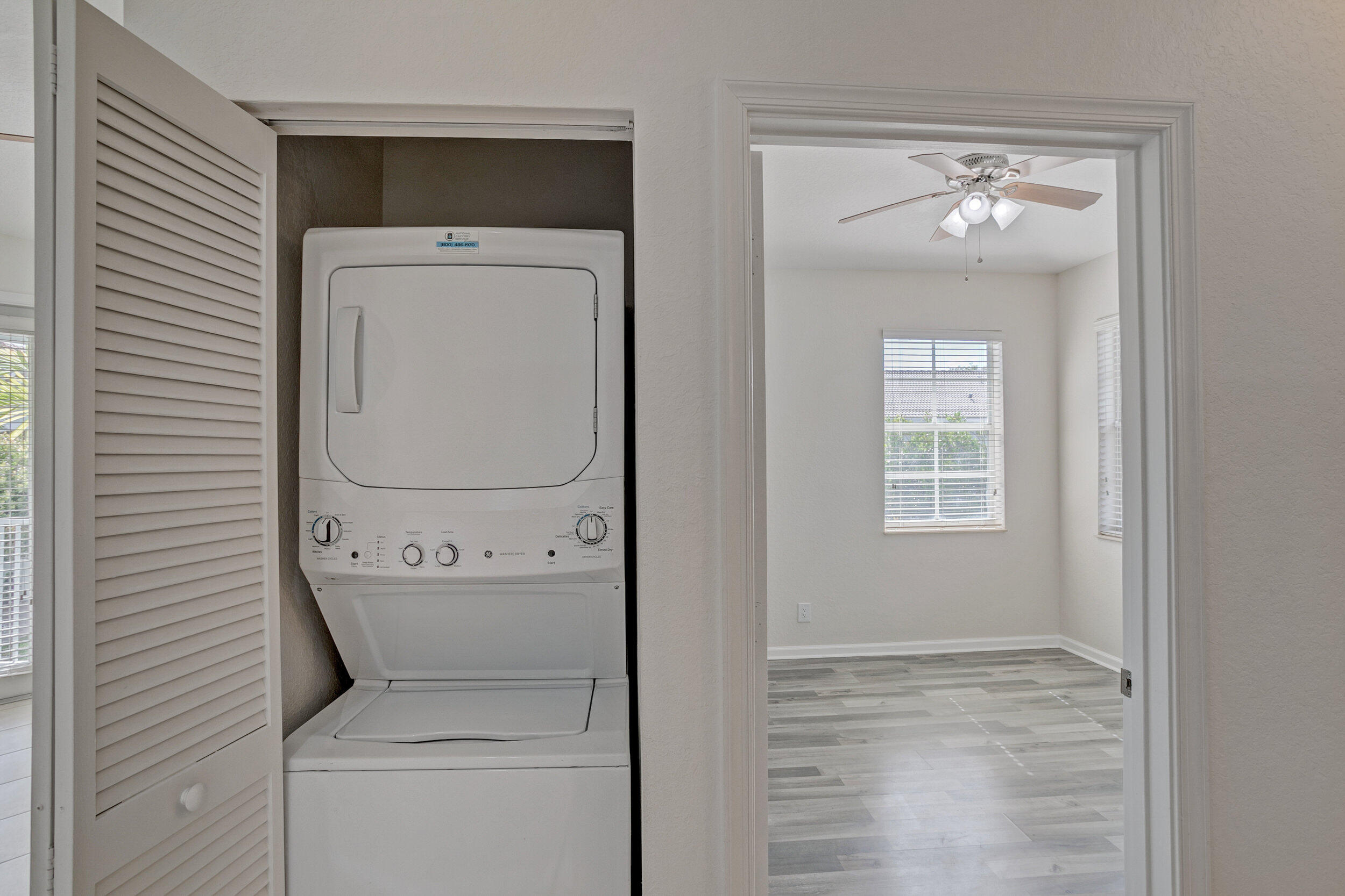 3109 Laurel Ridge Circle Riviera Beach, FL 33404 - Photo 33 of 48 2022 washer/dryer