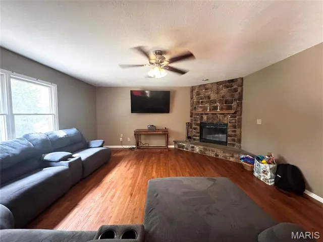 $330,000 | 22295 County Road 17-745, Waynesville, MO 65583