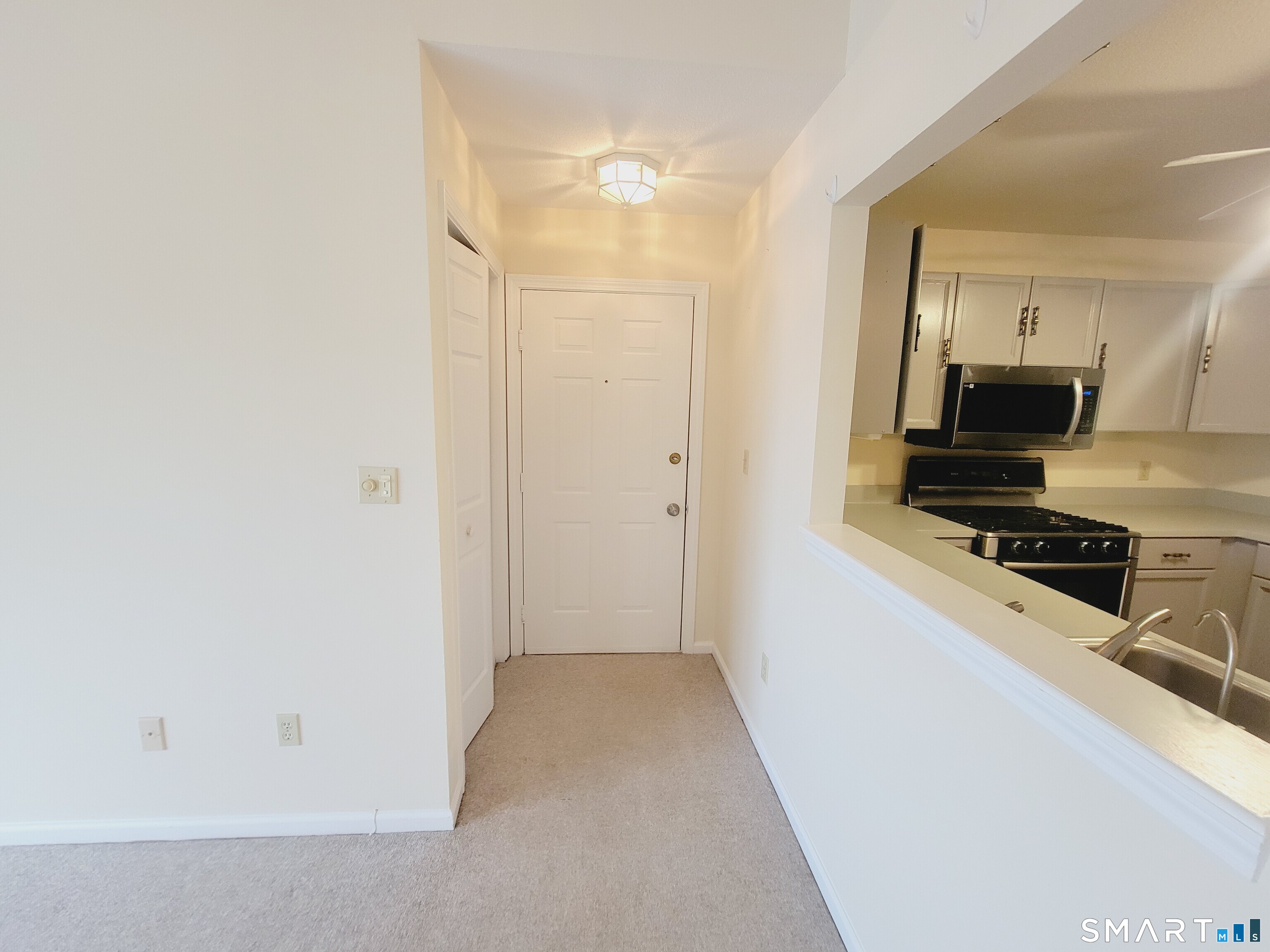 59 Rockledge Loop, Unit 59 Torrington, CT 06790 - Photo 4 of 31 Gallery Image 4