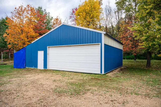 $289,900 | W6266 39th Street East, New Lisbon, WI 53950