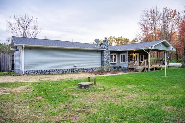 $289,900 | W6266 39th Street East, New Lisbon, WI 53950