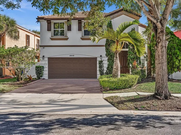 $750,000 | 4939 Southwest 164th Avenue, Miramar, FL 33027