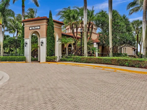 $750,000 | 4939 Southwest 164th Avenue, Miramar, FL 33027