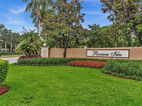 $750,000 | 4939 Southwest 164th Avenue, Miramar, FL 33027