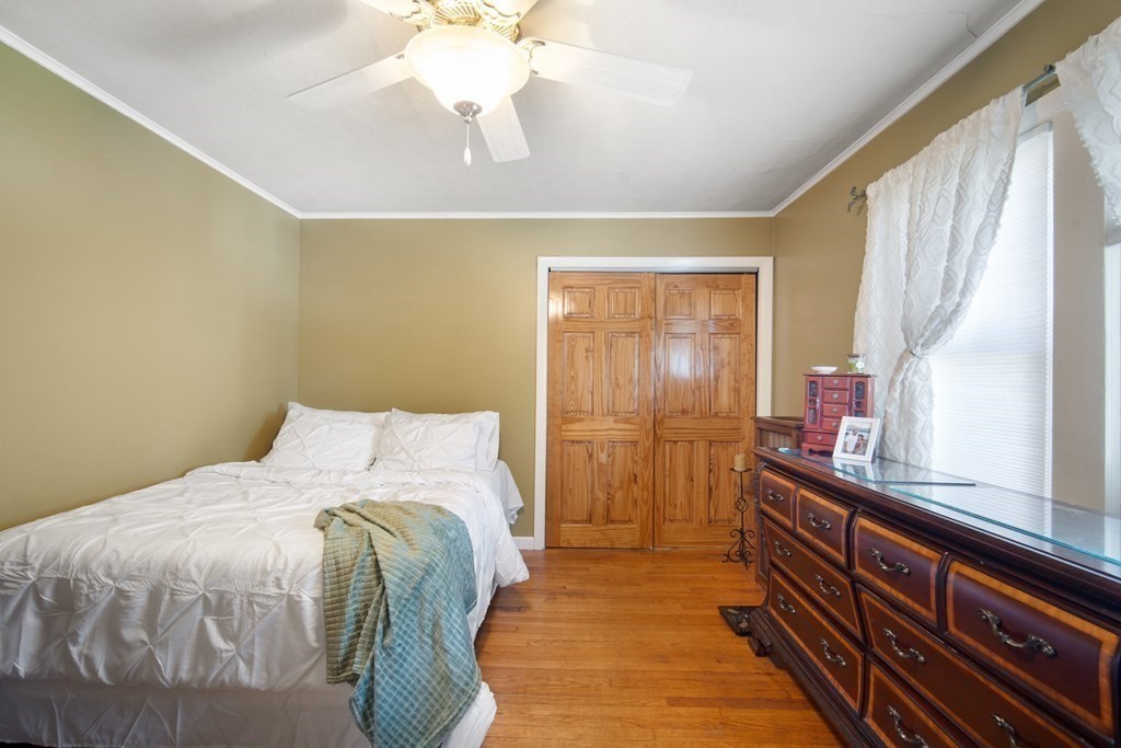 21 Porter Street Springfield, MA 01104 - Photo 20 of 34